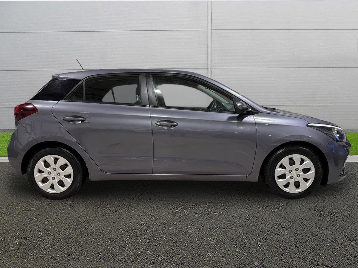 Used Hyundai i20 2019 for sale - 77428134: Photo 8