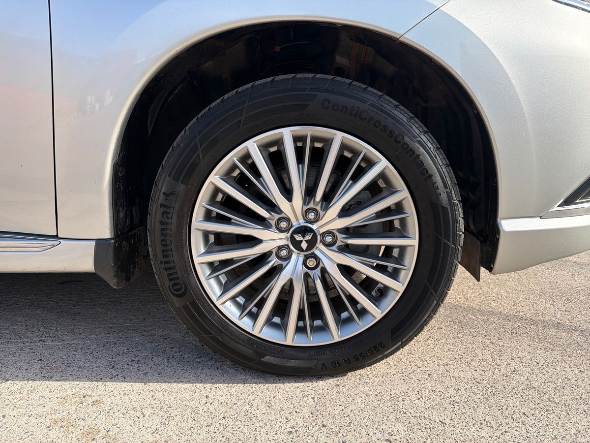 Used Mitsubishi Outlander 2020 for sale - 77673819: Photo 9