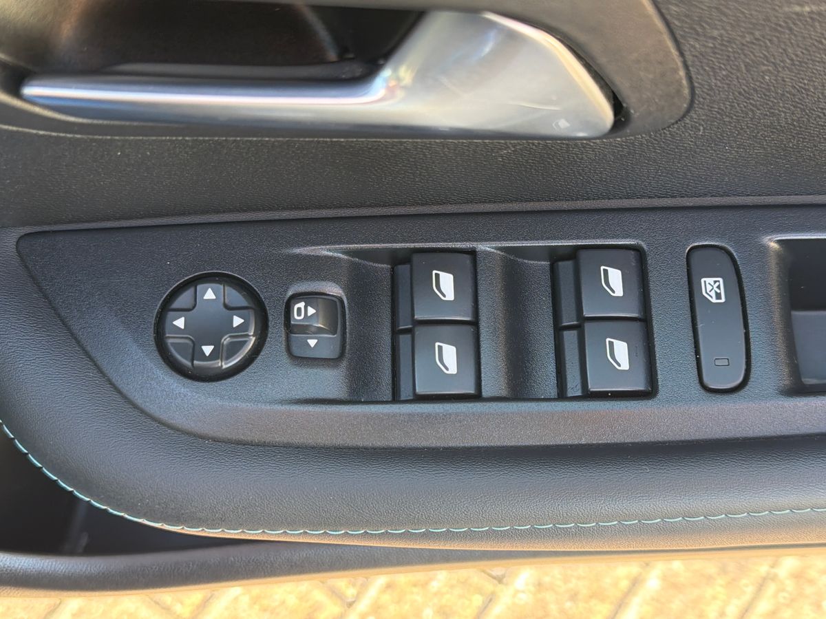 Used Peugeot 208 2022 for sale - 77927424: Photo 20