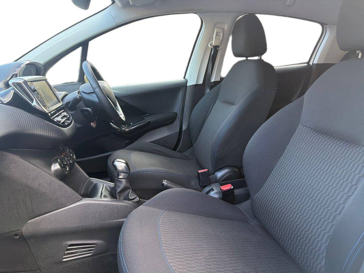 Used Peugeot 208 2018 for sale - 76742440: Photo 10
