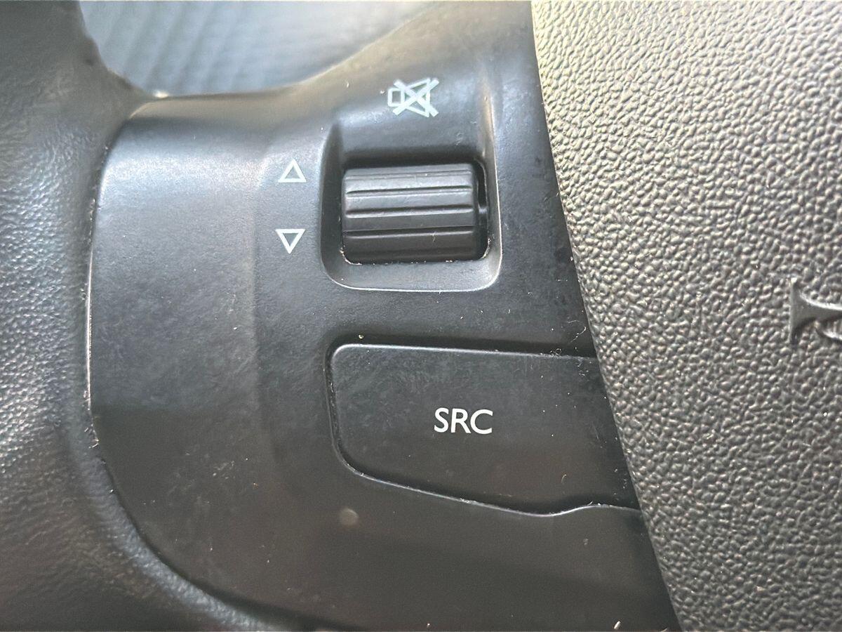 Used Peugeot 208 2018 for sale - 76742440: Photo 16