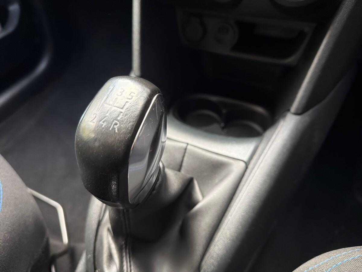 Used Peugeot 208 2018 for sale - 76742440: Photo 19