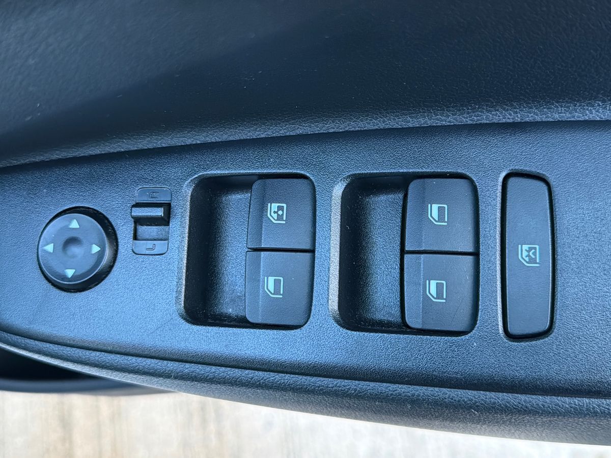 Used Hyundai i10 2021 for sale - 77312385: Photo 20