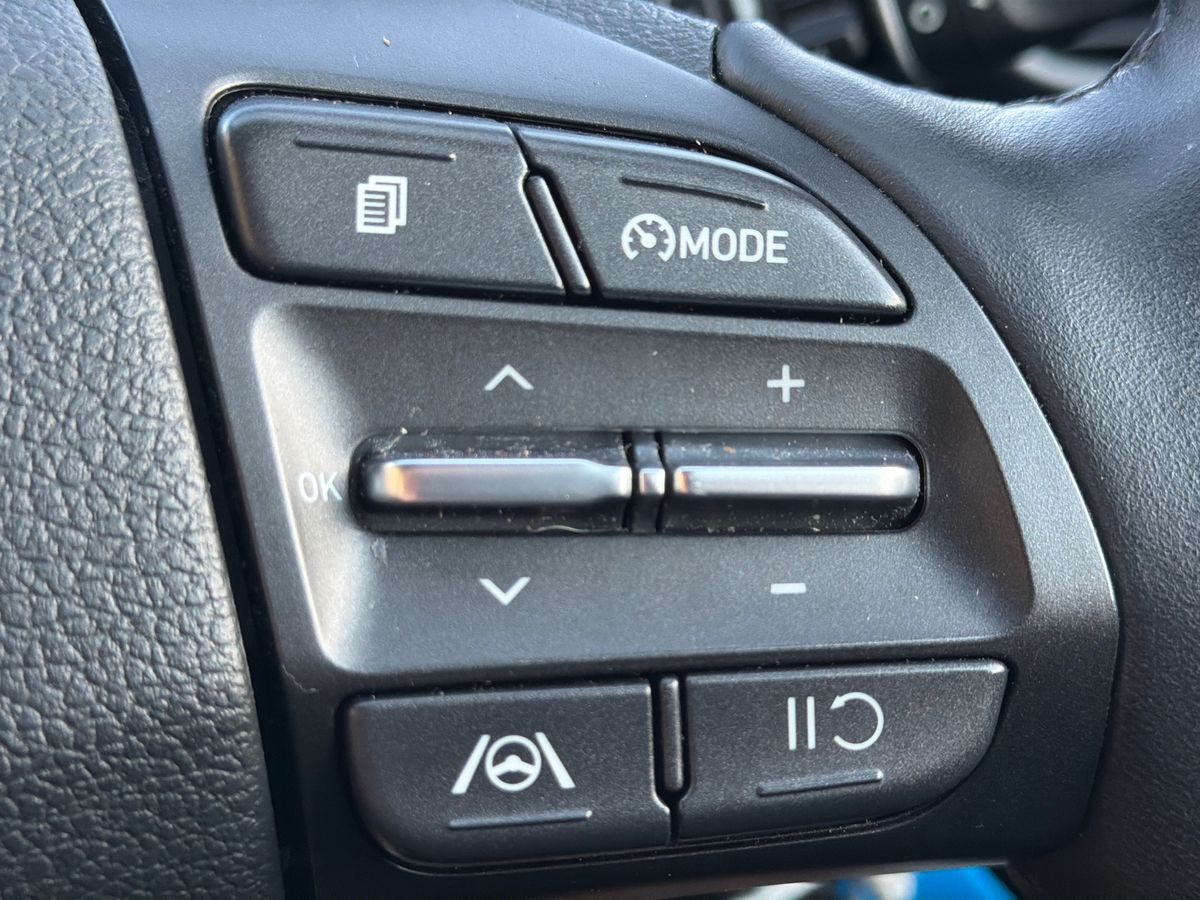 Used Hyundai i30 2023 for sale - 77232188: Photo 17