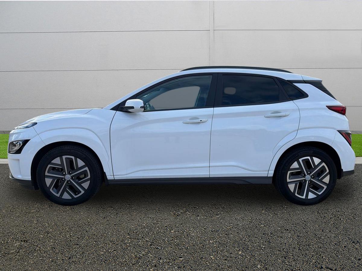 Used Hyundai KONA 2021 for sale - 77833441: Photo 4