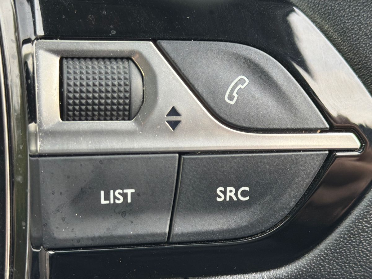 Used Peugeot 2008 2022 for sale - 77002563: Photo 17