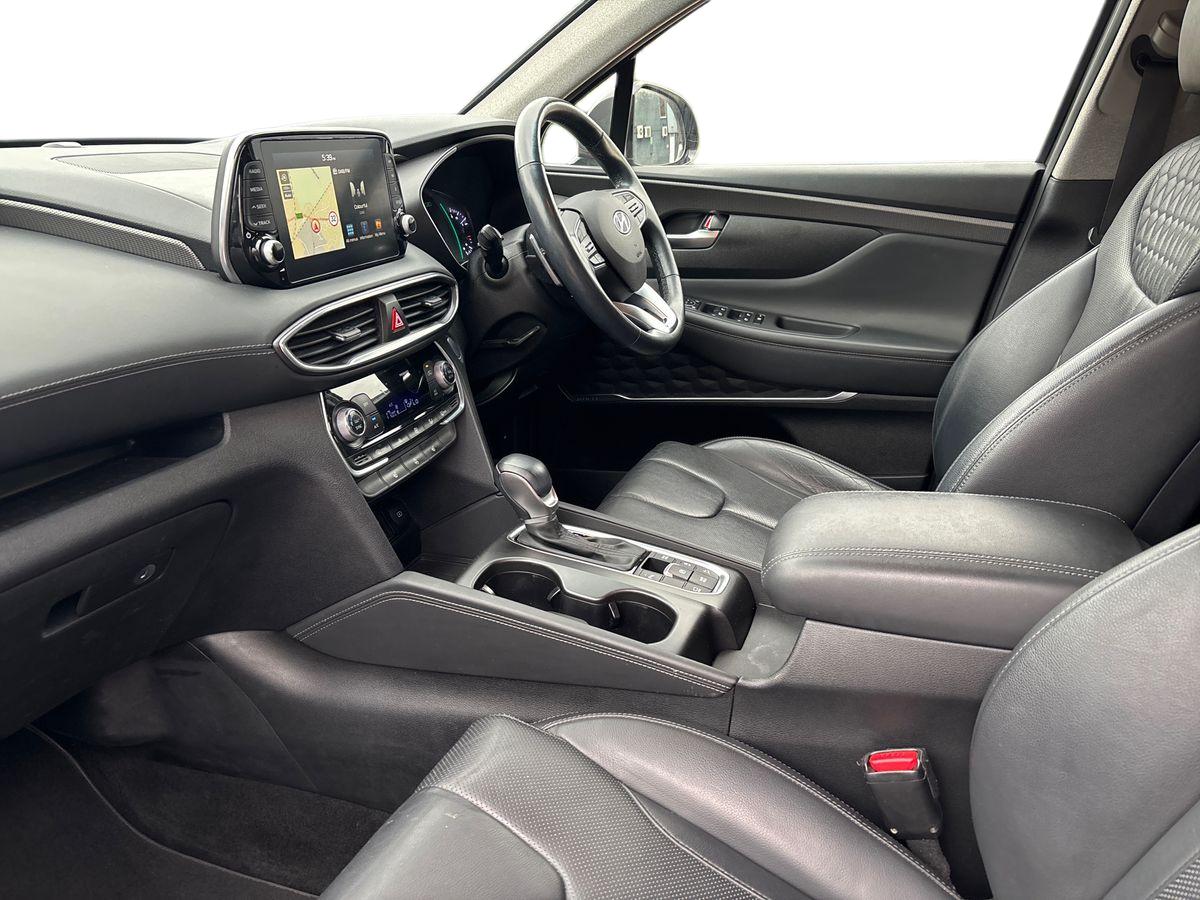 Used Hyundai Santa Fe 2018 for sale - 78199005: Photo 10