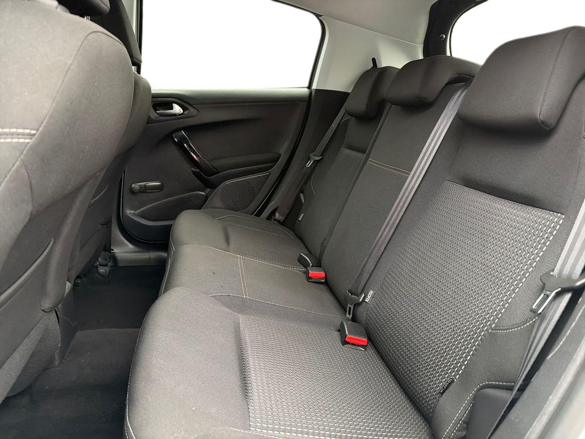 Used Peugeot 208 2016 for sale - 77606936: Photo 11