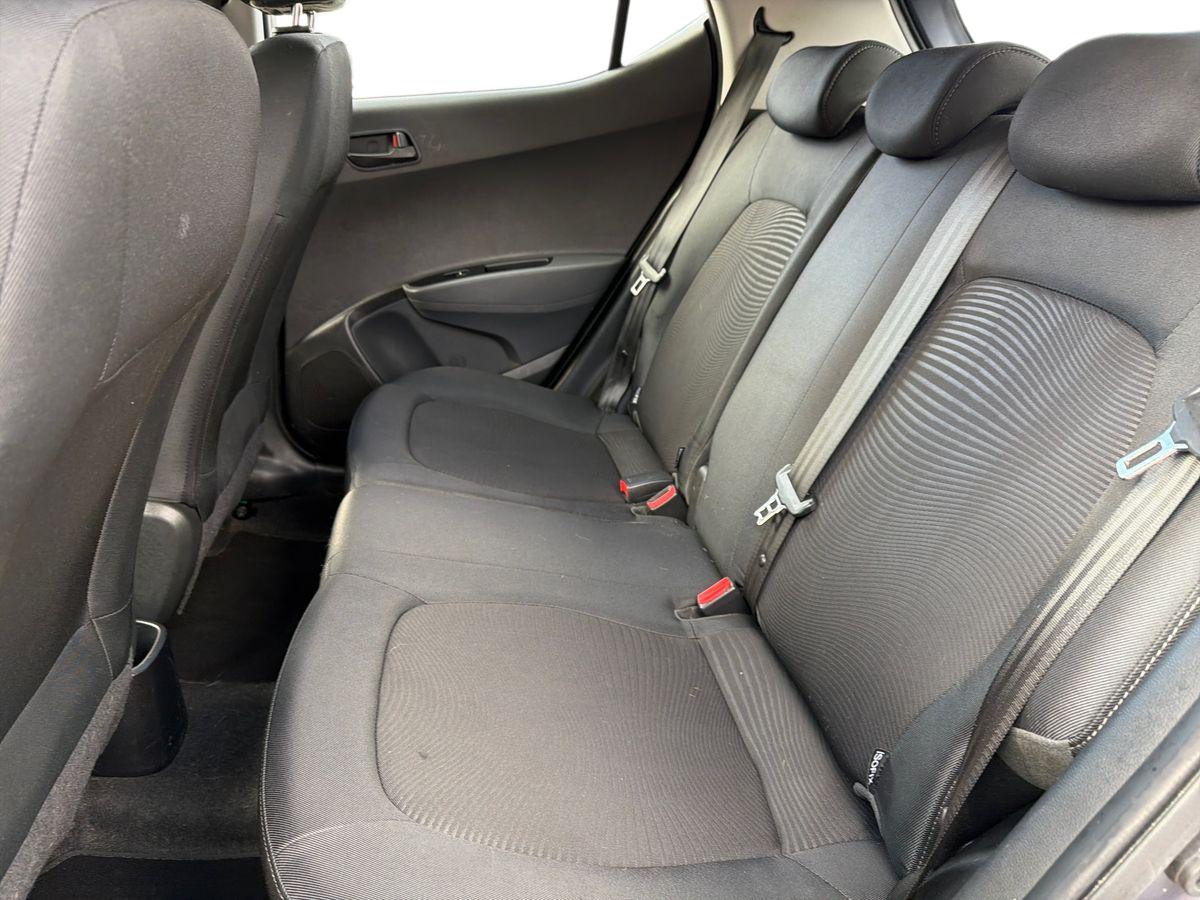 Used Hyundai i10 2019 for sale - 77841576: Photo 11