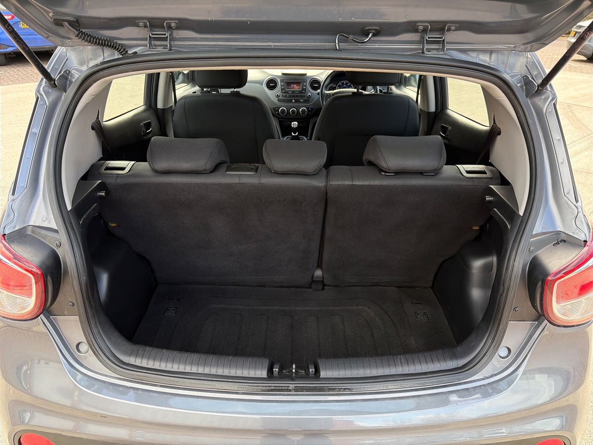 Used Hyundai i10 2019 for sale - 77841576: Photo 12