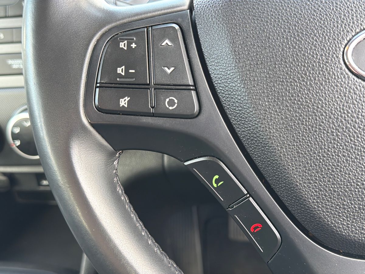 Used Hyundai i10 2019 for sale - 77841576: Photo 16