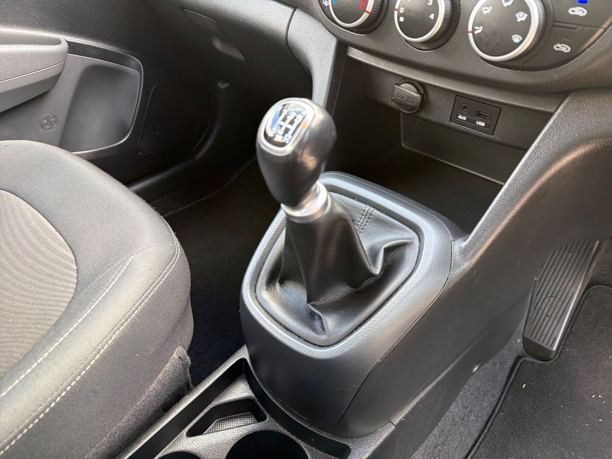 Used Hyundai i10 2019 for sale - 77841576: Photo 19