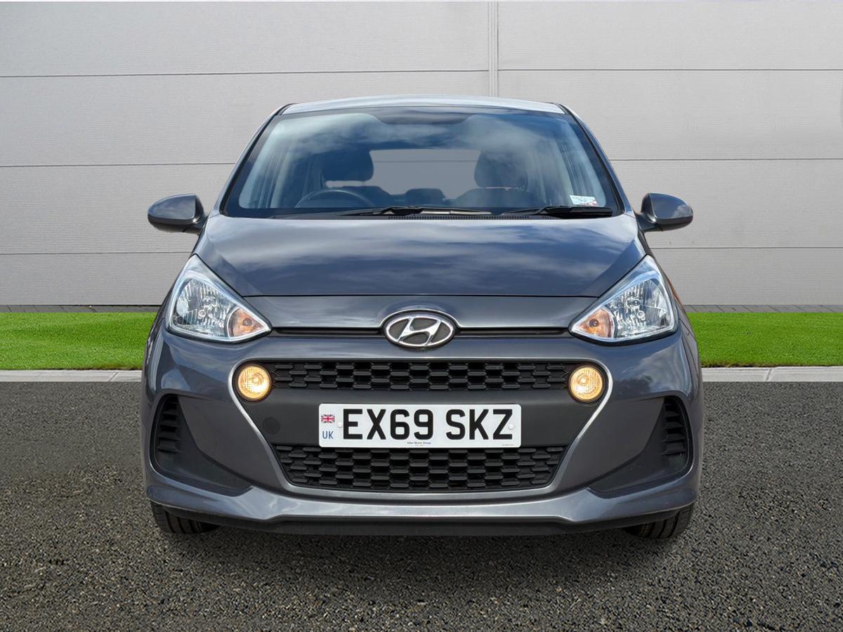 Used Hyundai i10 2019 for sale - 77841576: Photo 2