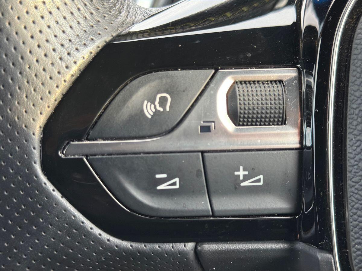 Used Peugeot 2008 2022 for sale - 76731057: Photo 16