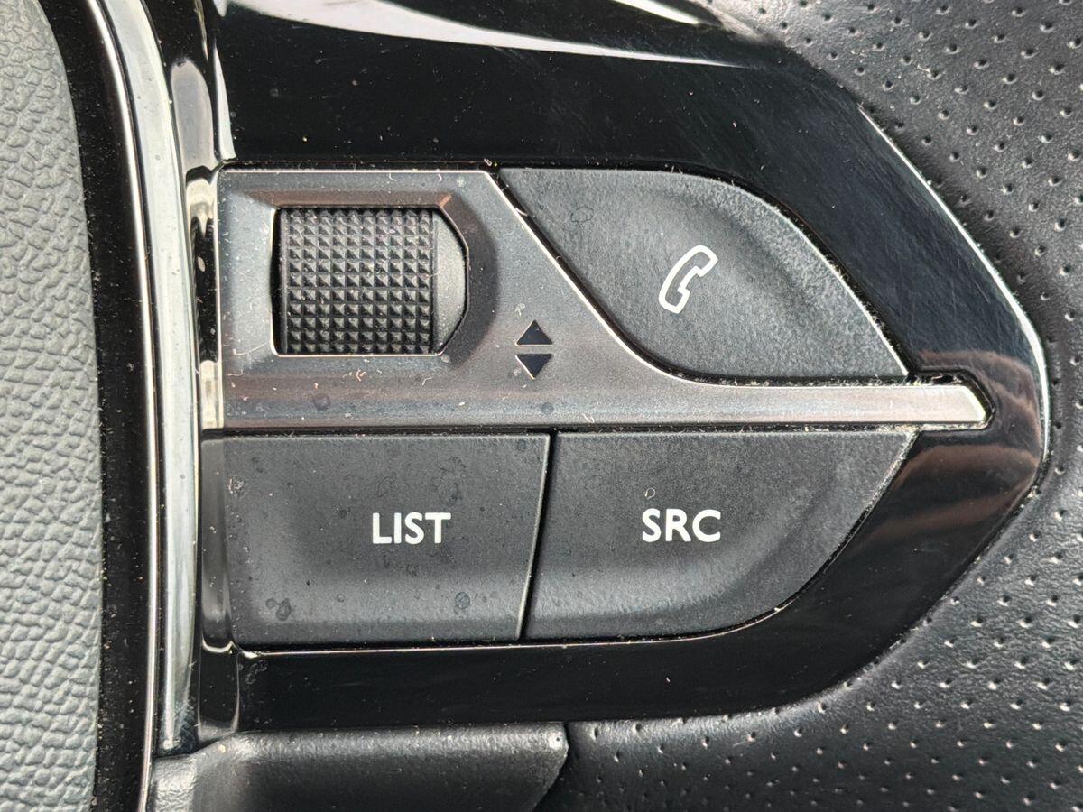 Used Peugeot 2008 2022 for sale - 76731057: Photo 17