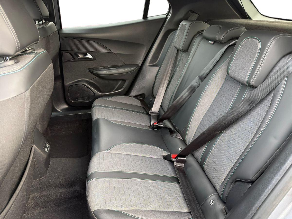 Used Peugeot 2008 2022 for sale - 76731061: Photo 11
