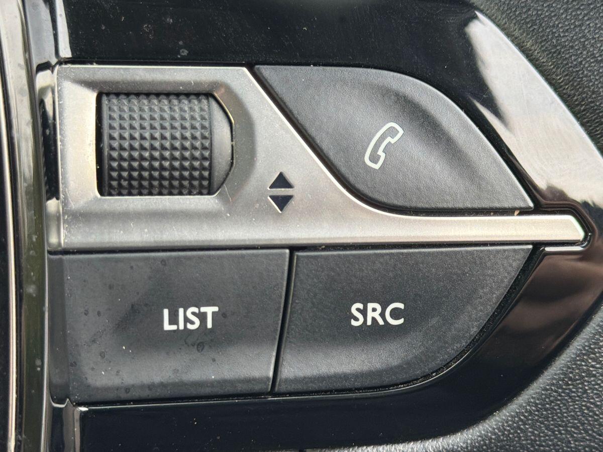 Used Peugeot 2008 2022 for sale - 76731061: Photo 17