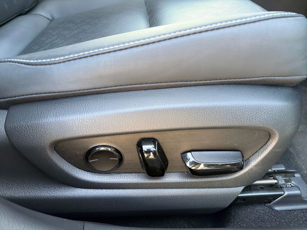 Used Lexus UX 2024 for sale - 77841436: Photo 27