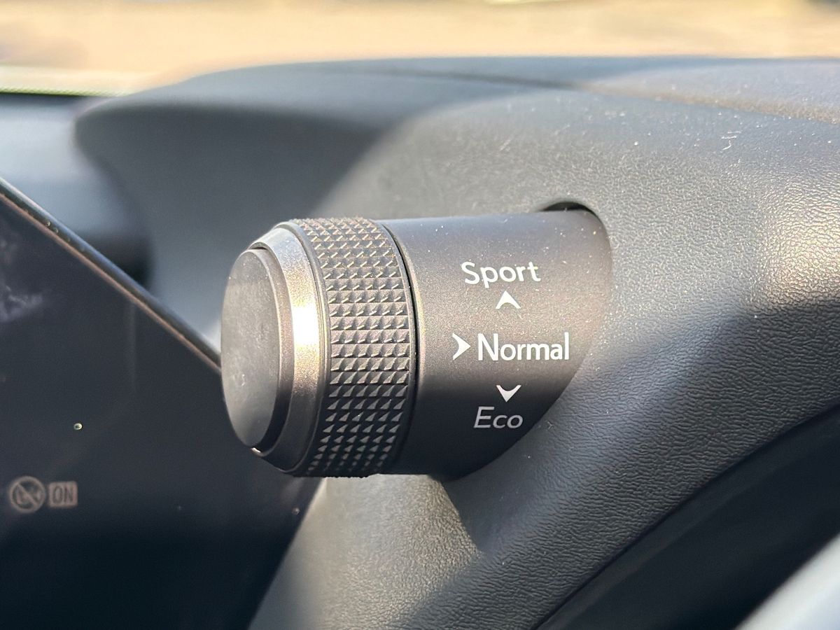 Used Lexus UX 2024 for sale - 77841436: Photo 29