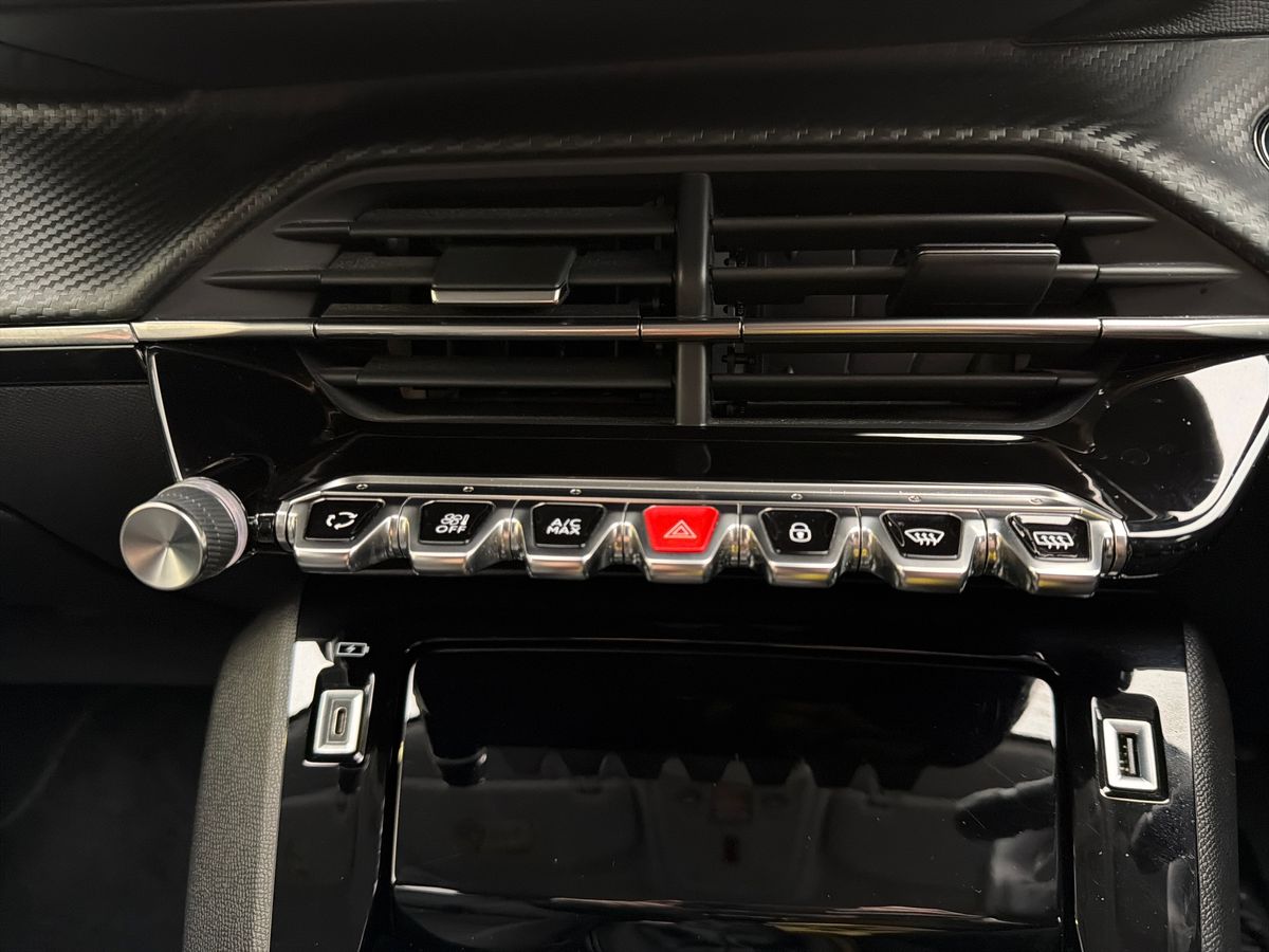 Used Peugeot 2008 2022 for sale - 77428115: Photo 18