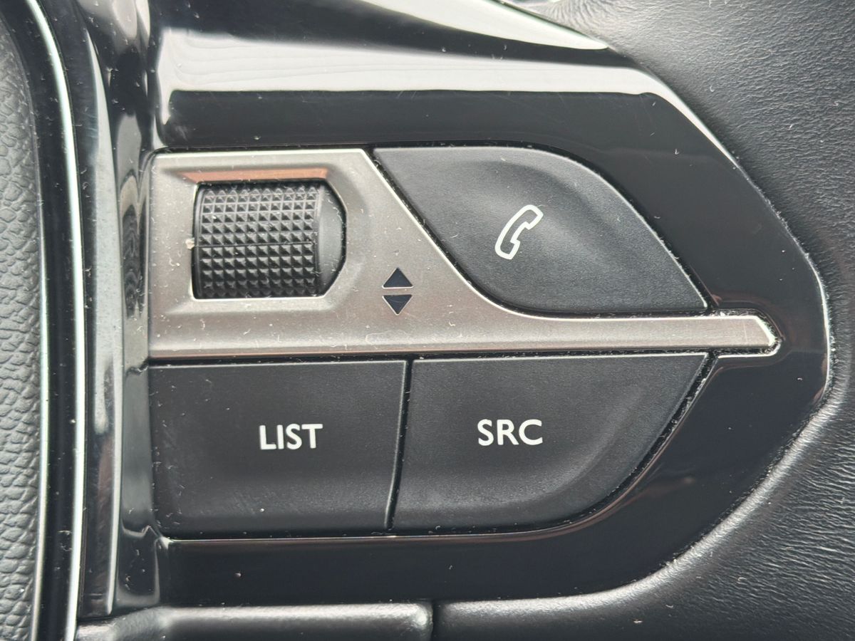 Used Peugeot 3008 2020 for sale - 77810185: Photo 17