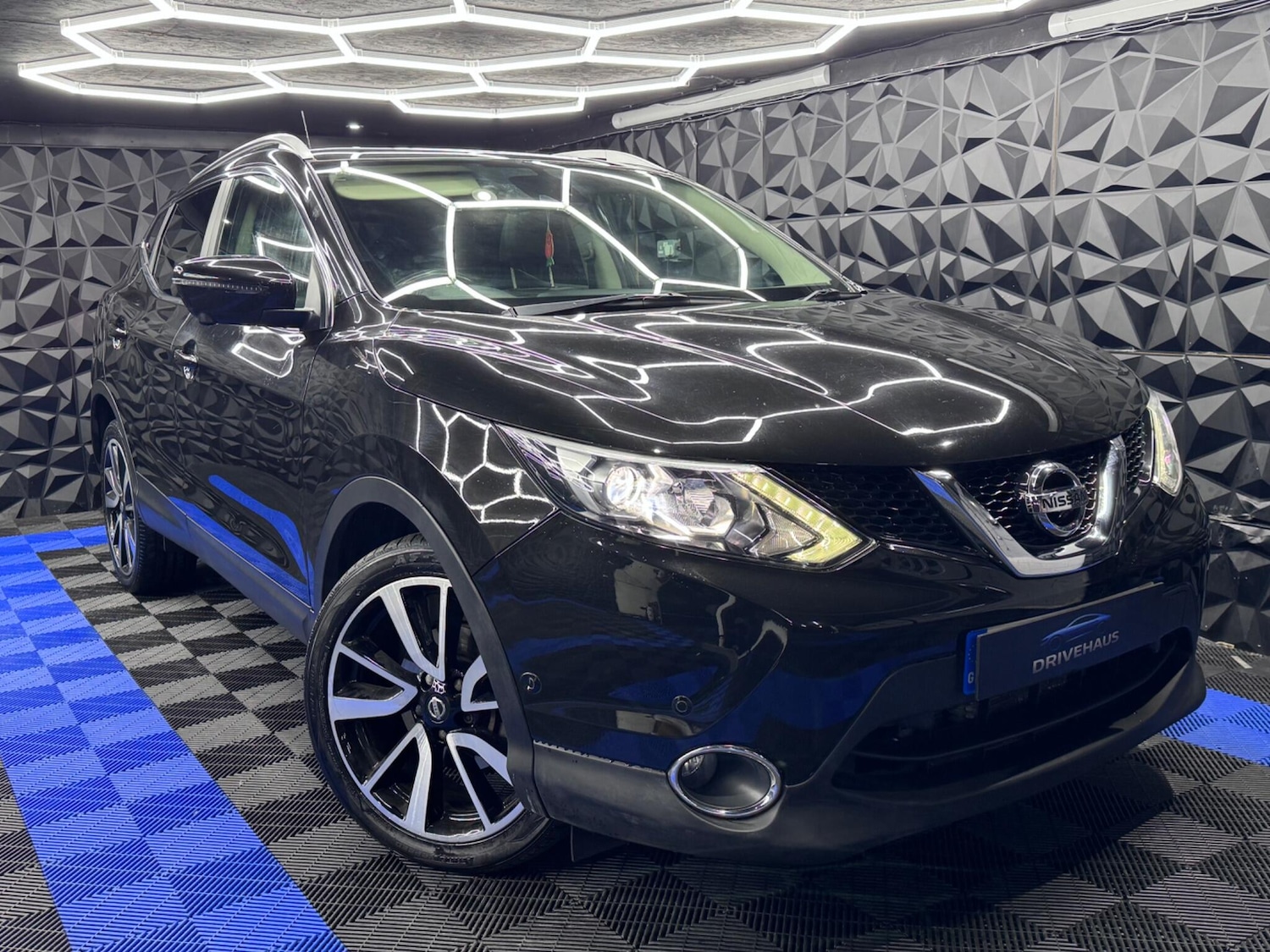 Used Nissan Qashqai 2016 for sale - 76522370: Photo 5