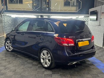 Used Mercedes-Benz B Class 2017 for sale - 76994902: Photo