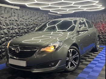 Used Vauxhall Insignia 2016 for sale - 75493865: Photo