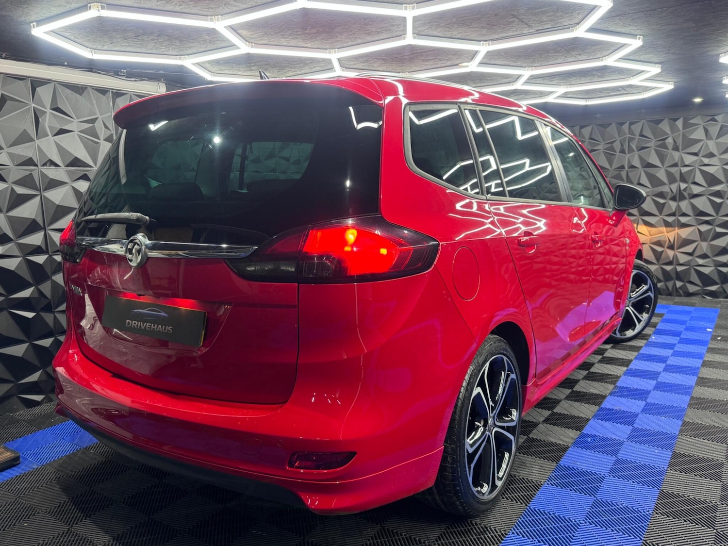 Used Vauxhall Zafira 2015 for sale - 76573540: Photo 3