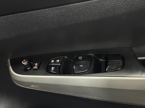 Used Nissan Navara 2016 for sale - 75563338: Photo 16