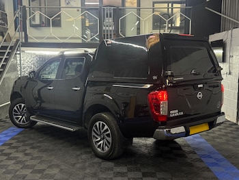 Used Nissan Navara 2016 for sale - 75563338: Photo