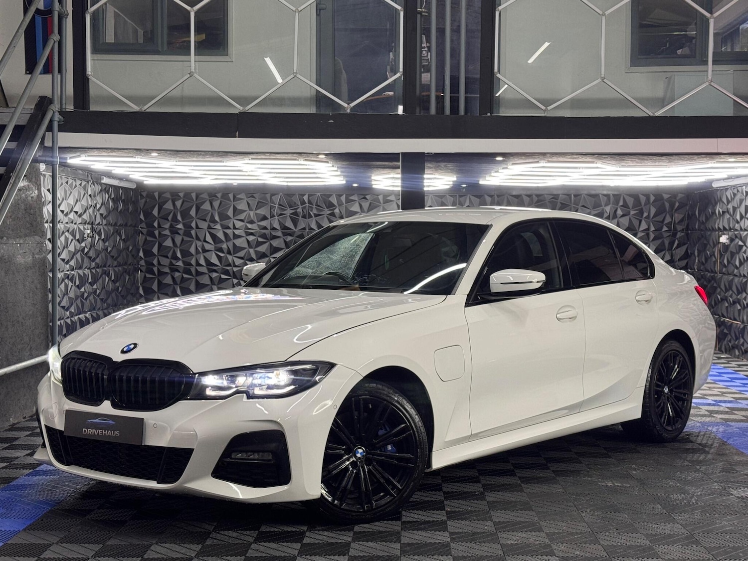 Used BMW 3 Series for sale - 77174600: Photo 3