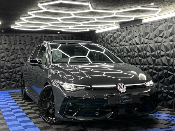 Used Volkswagen Golf 2025 for sale - 76260469: Photo 1