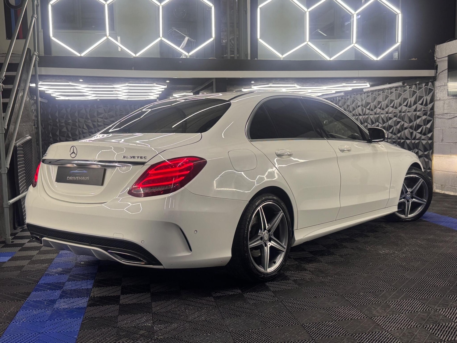 Used Mercedes-Benz C Class 2015 for sale - 77143471: Photo 25