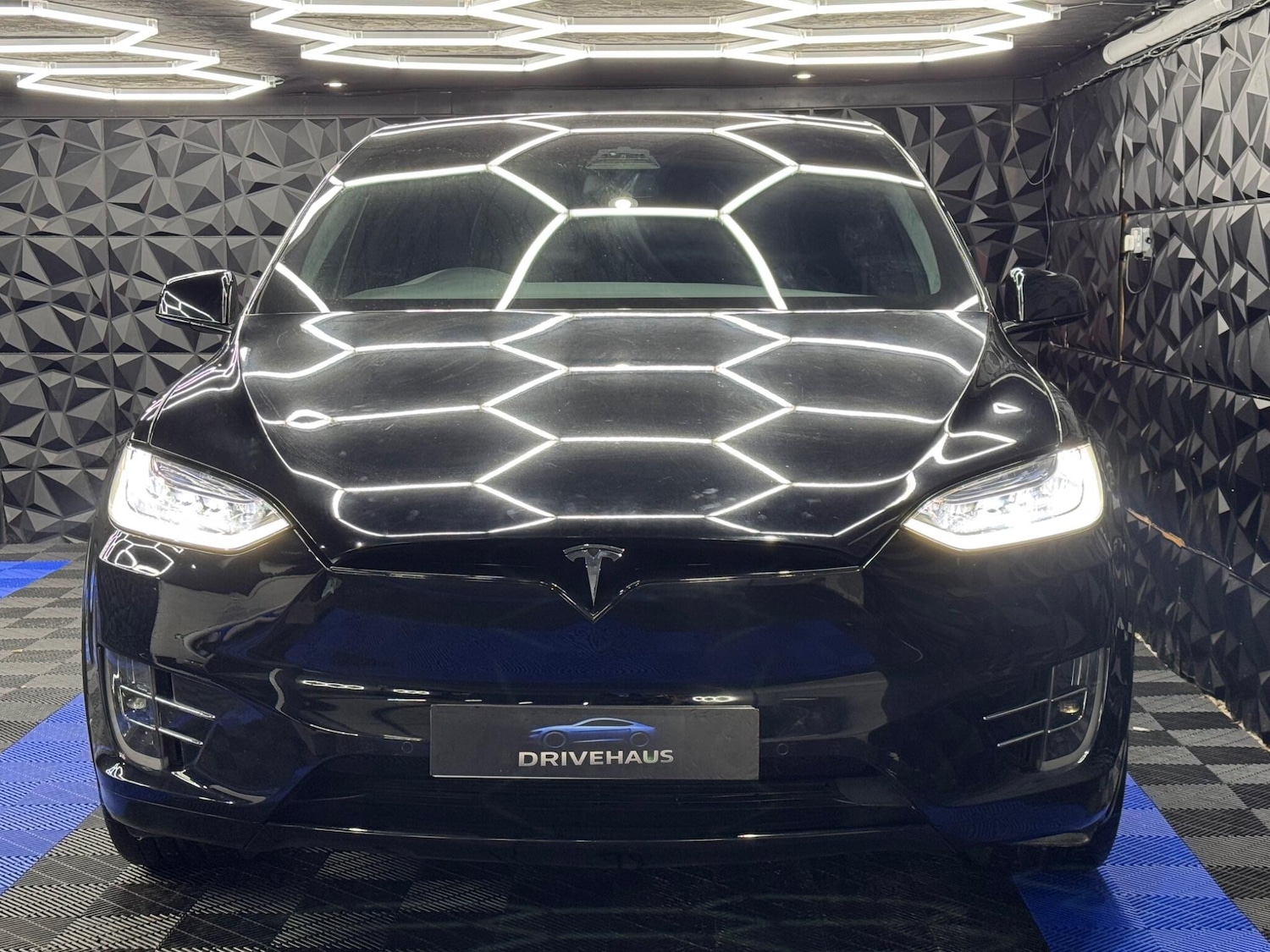 Used Tesla Model X for sale - 77808305: Photo 2