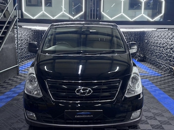 Used Hyundai i800 2016 for sale - 76886541: Photo