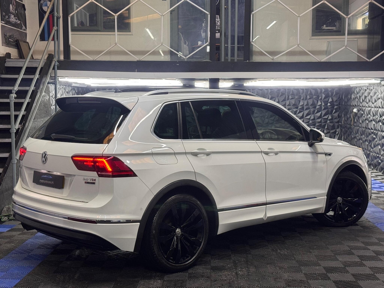 Used Volkswagen Tiguan for sale - 77924797: Photo 12