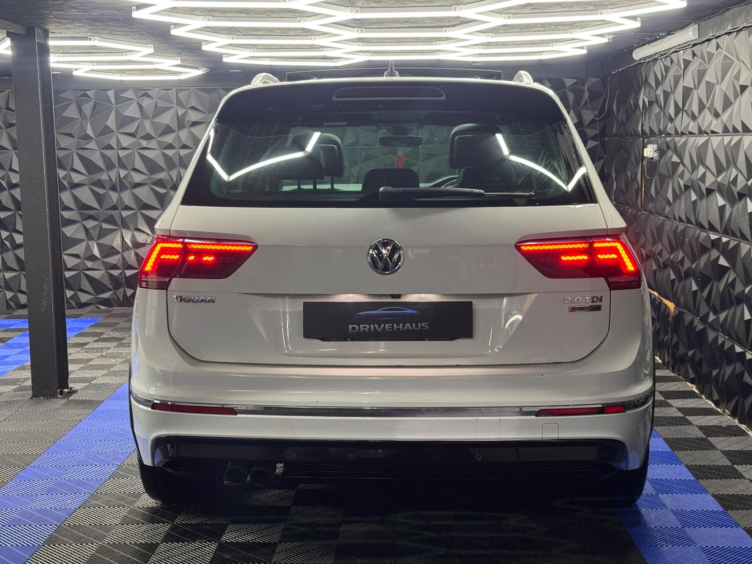 Used Volkswagen Tiguan for sale - 77924797: Photo 15