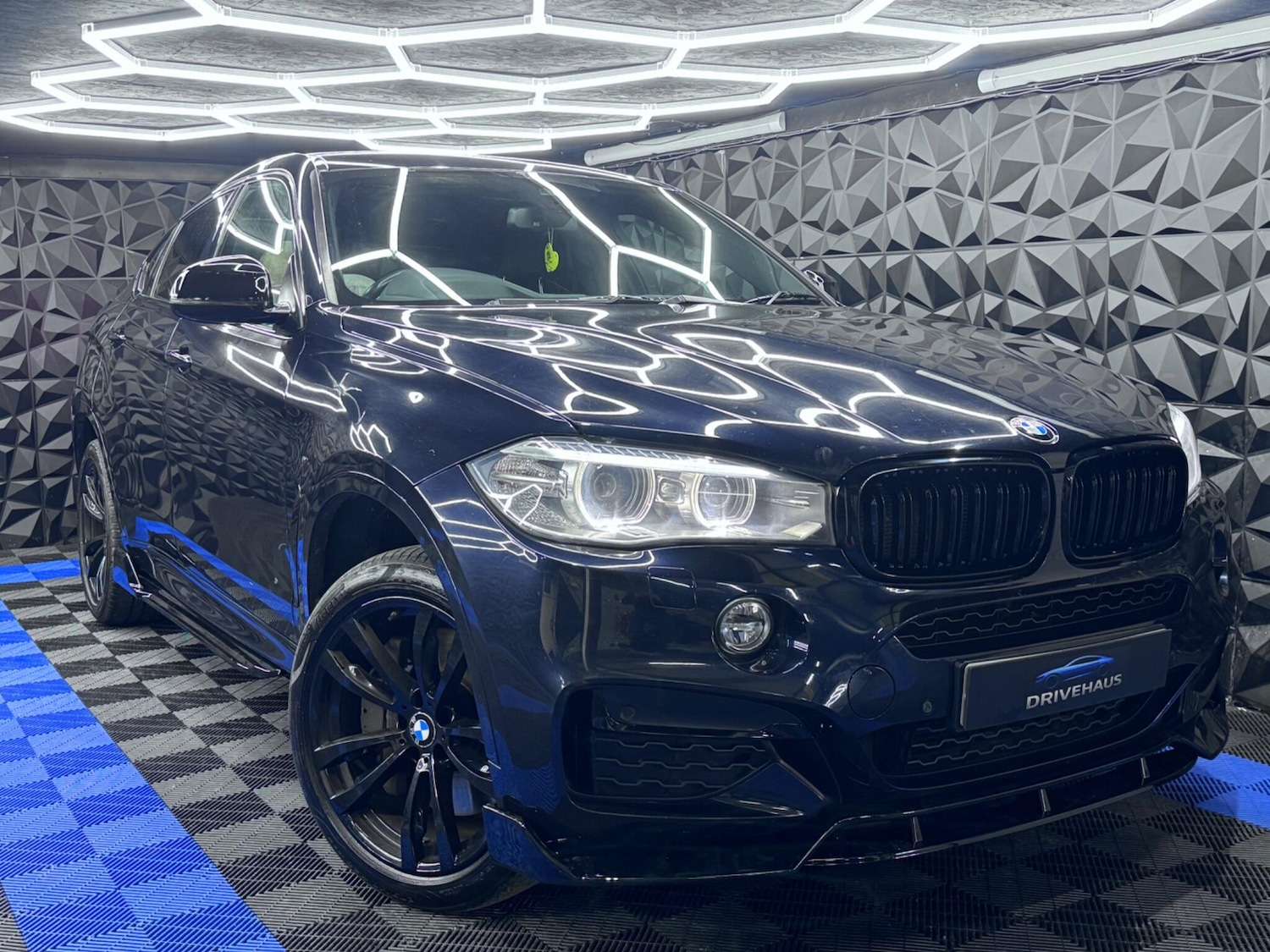 Used BMW X6 2018 for sale - 76913164: Photo 1