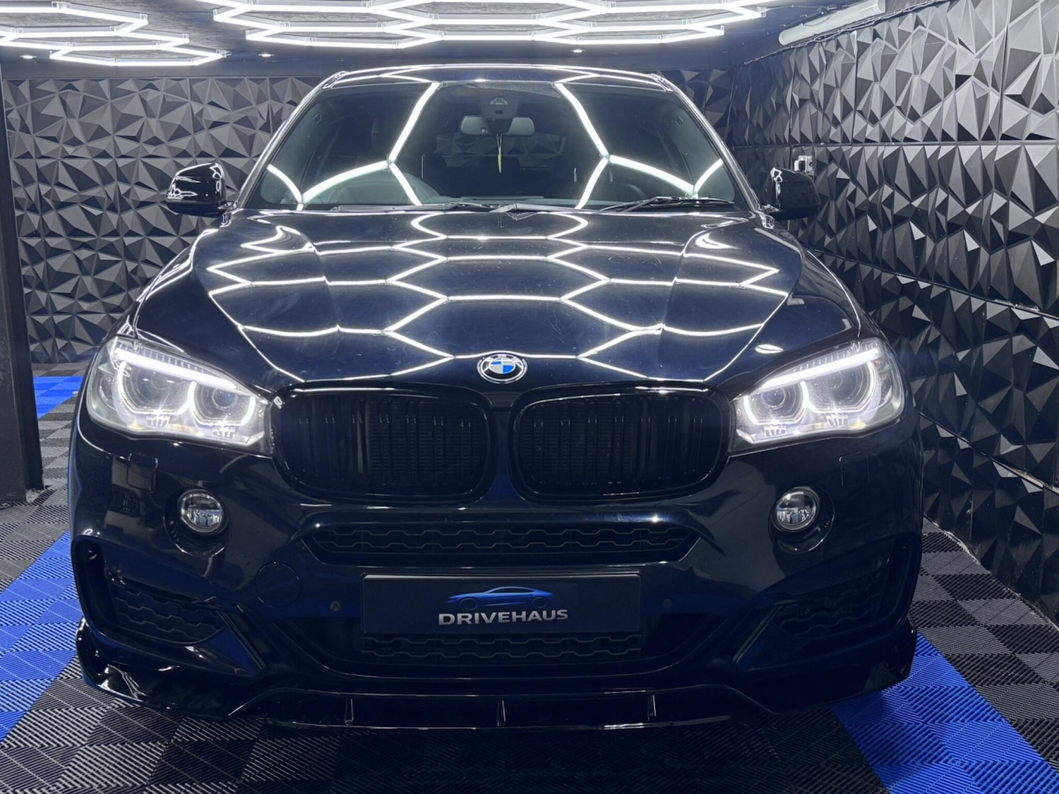 Used BMW X6 2018 for sale - 76913164: Photo 2