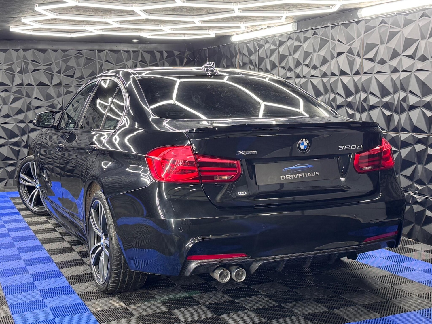 Used BMW 3 Series 2018 for sale - 77537297: Photo 17