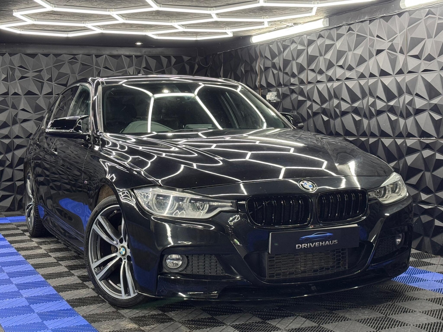Used BMW 3 Series 2018 for sale - 77537297: Photo 5