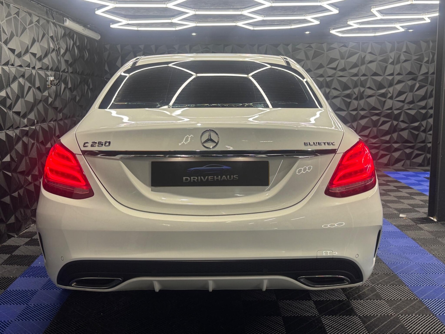 Used Mercedes-Benz C Class 2015 for sale - 77290708: Photo 19