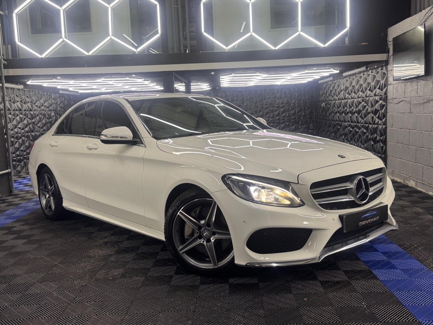 Used Mercedes-Benz C Class 2015 for sale - 77290708: Photo 7