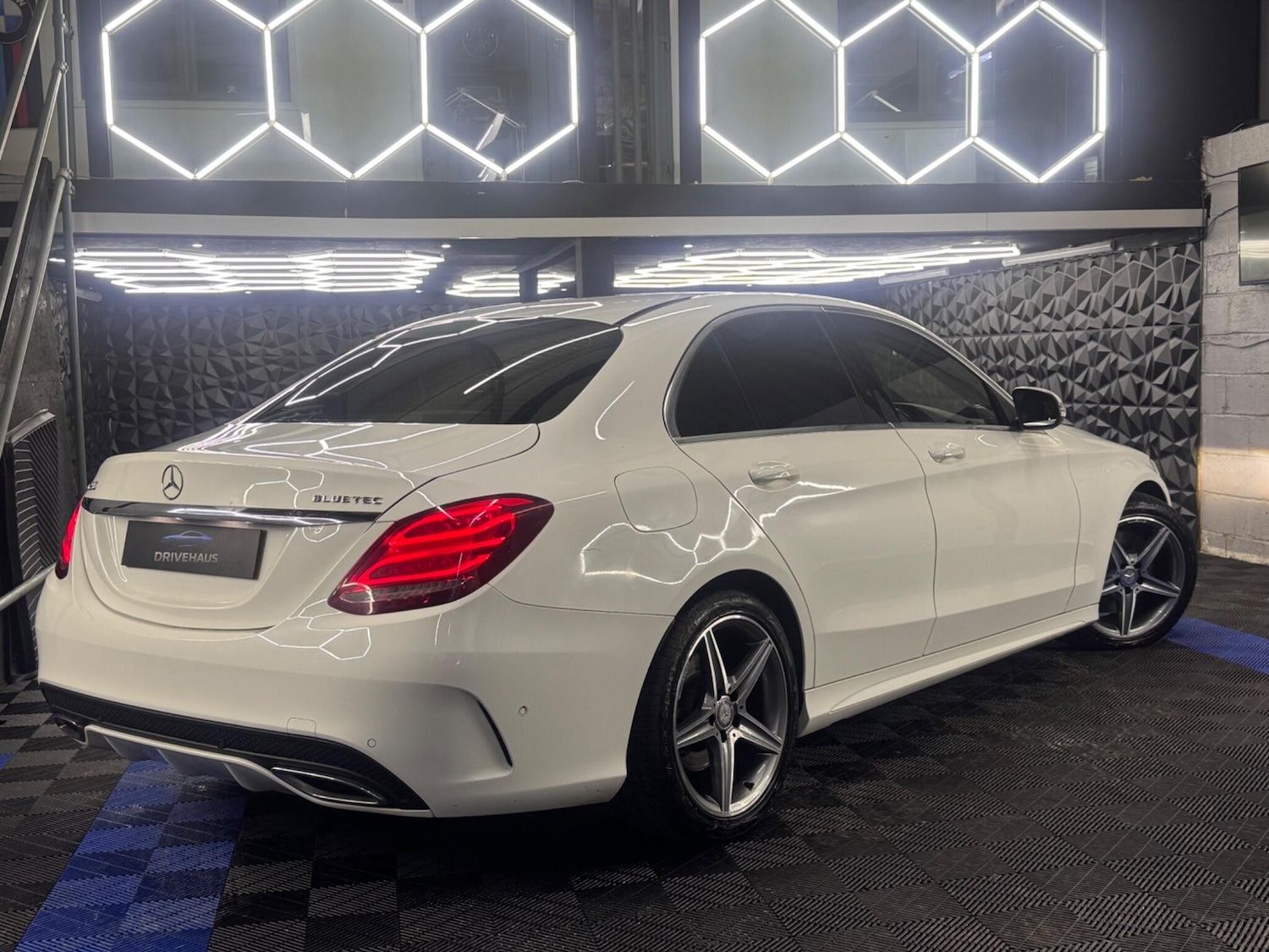 Used Mercedes-Benz C Class 2015 for sale - 77709689: Photo 24