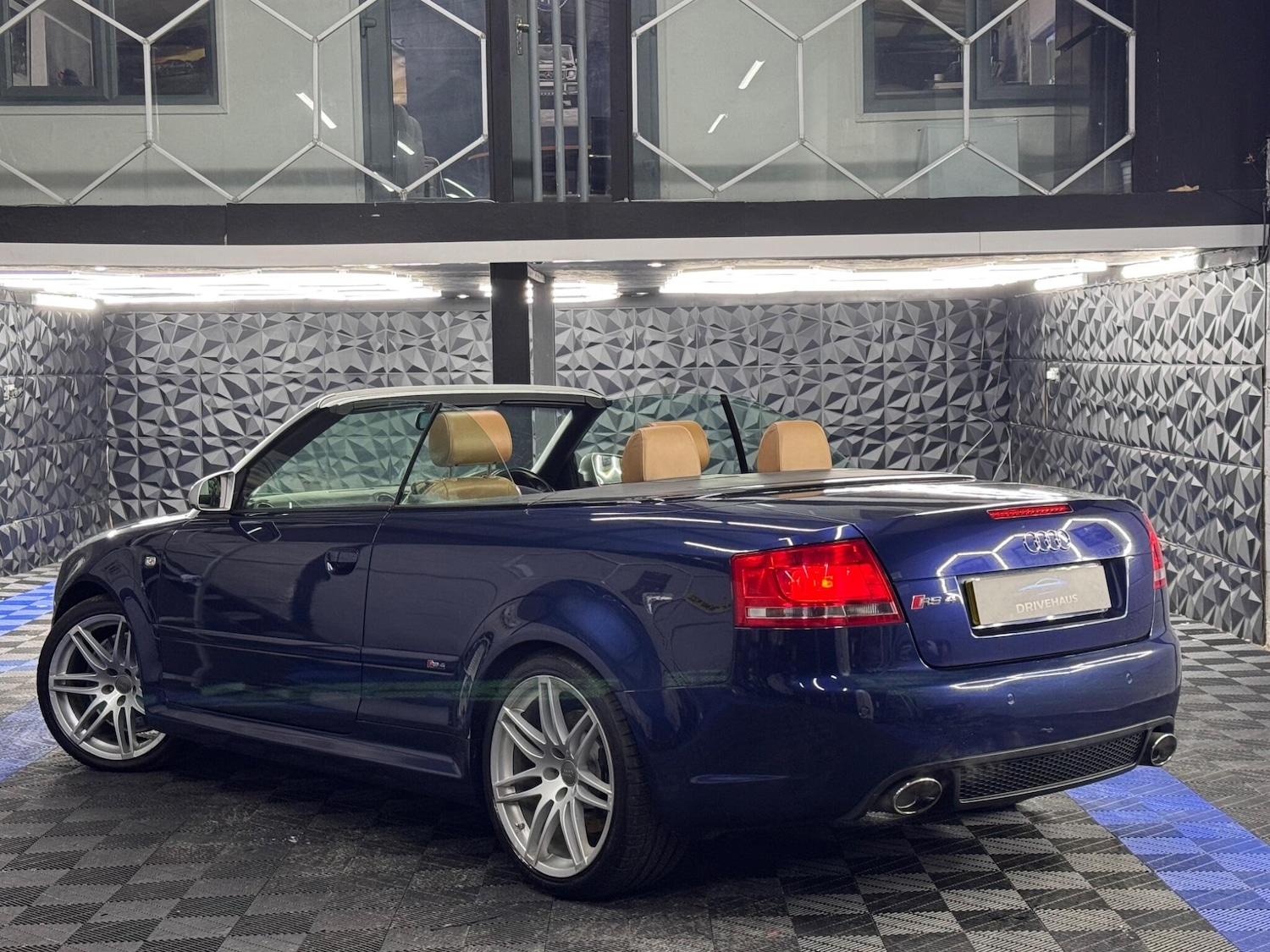 Used Audi RS4 2006 for sale - 77101682: Photo 12