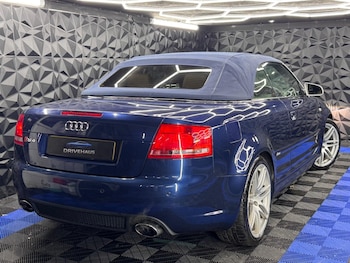 Used Audi RS4 2006 for sale - 77101682: Photo