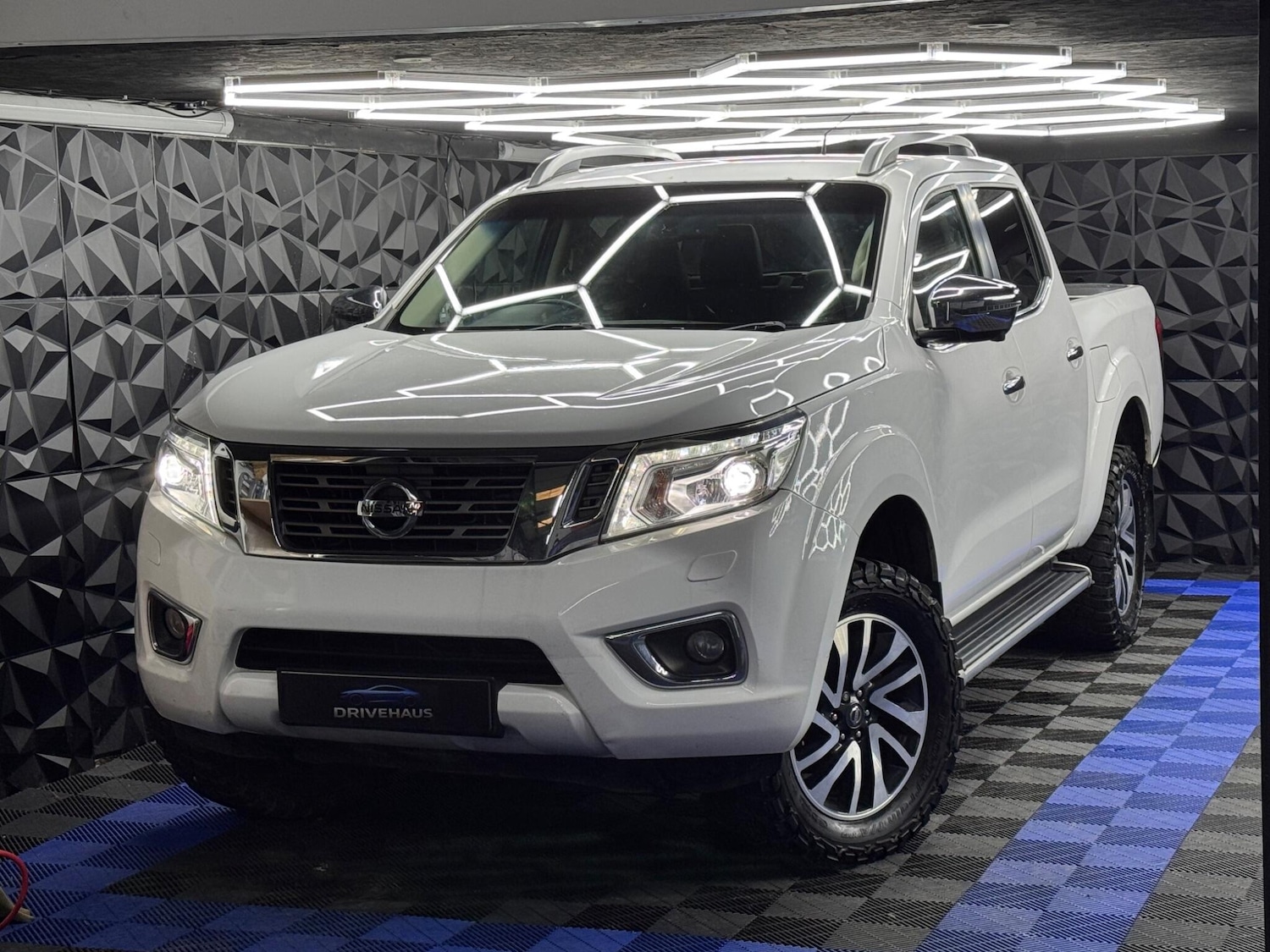 Used Nissan Navara 2016 for sale - 77769758: Photo 11
