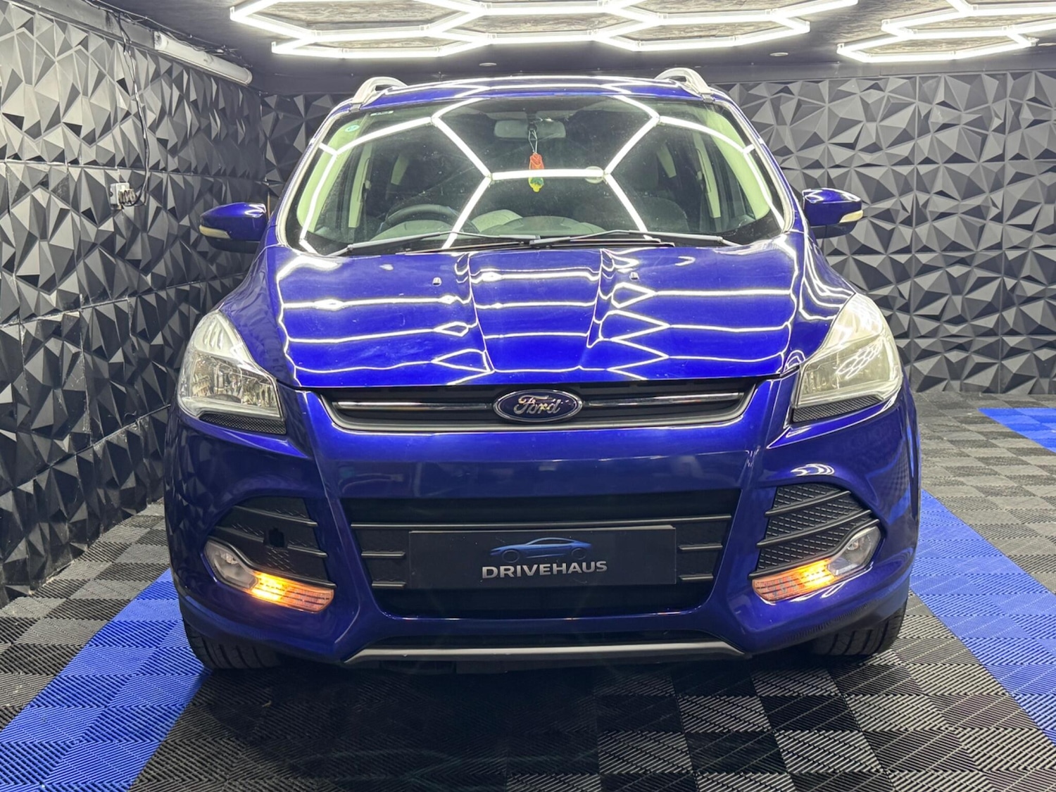 Used Ford Kuga for sale - 77290660: Photo 2