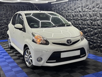 Used Toyota AYGO 2013 for sale - 75493628: Photo